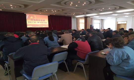 堅定信念 對黨忠誠，融會貫通 學(xué)以致用