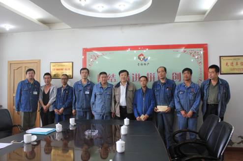 青海物產(chǎn)集團(tuán)黨委開(kāi)展慶祝建黨95周年，走訪慰問(wèn)